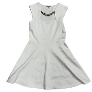 🤍 White Sleeveless Fit‑and‑Flare Dress with Metallic Accent 🤍 Size L